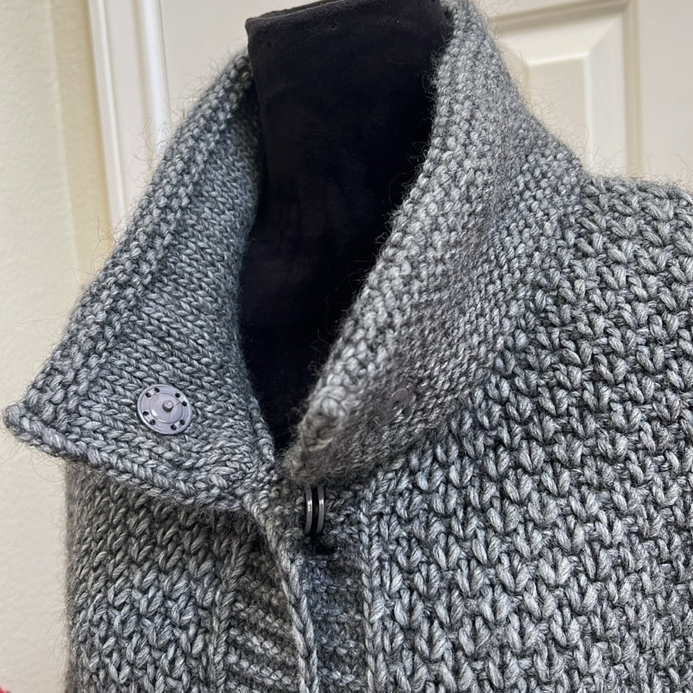 ELSAMANDA ANTHROPOLOGIE snap Sweater Womens Sz M Chunky Knit Alpaca Wool Italy - Picture 2 of 7